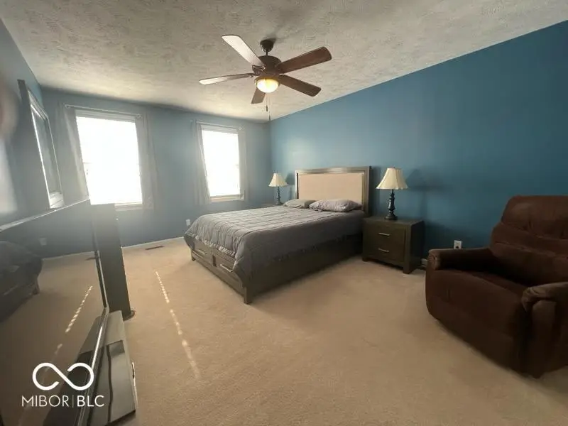 9512 W Thurston Court, Yorktown, IN 47396 - #2