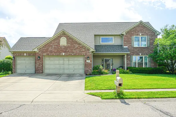 1176 Newark Court, Greenwood, IN 46143