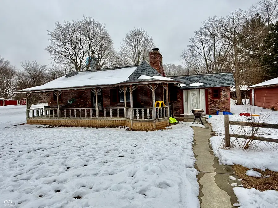 404 S 8th Street, Cayuga, IN 47928 - #3