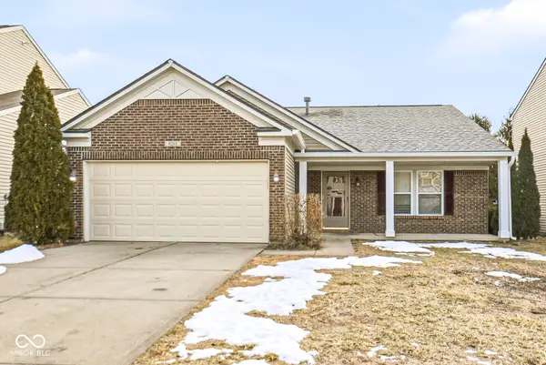 8215 Wheatfield Court, Indianapolis, IN 46113