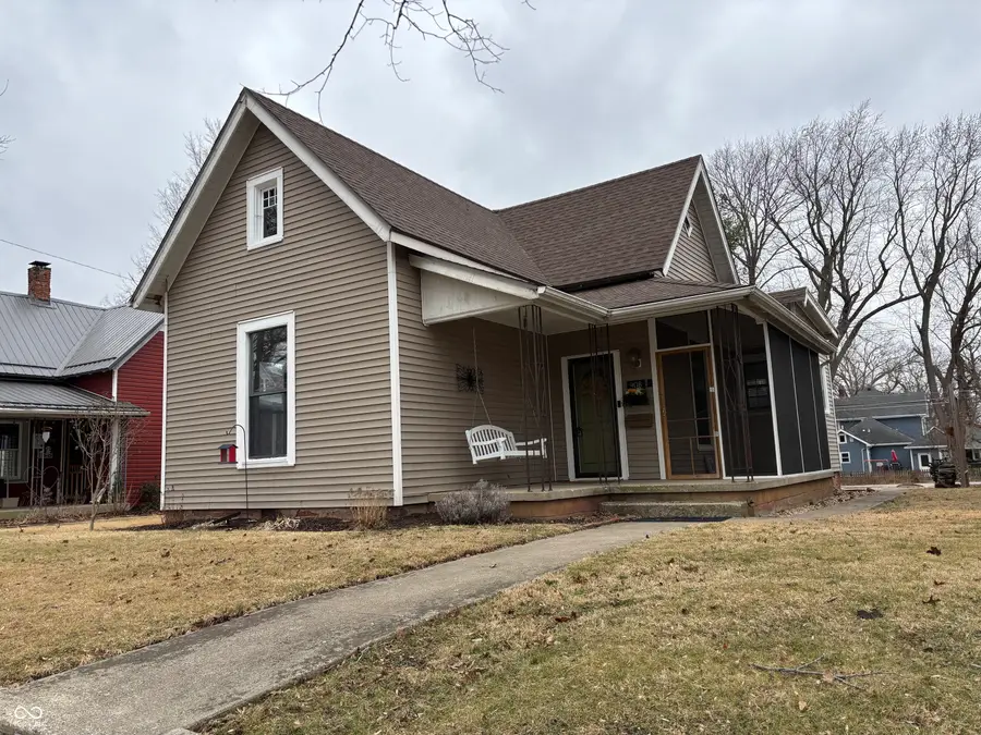 908 W Pike Street, Crawfordsville, IN 47933 - #2