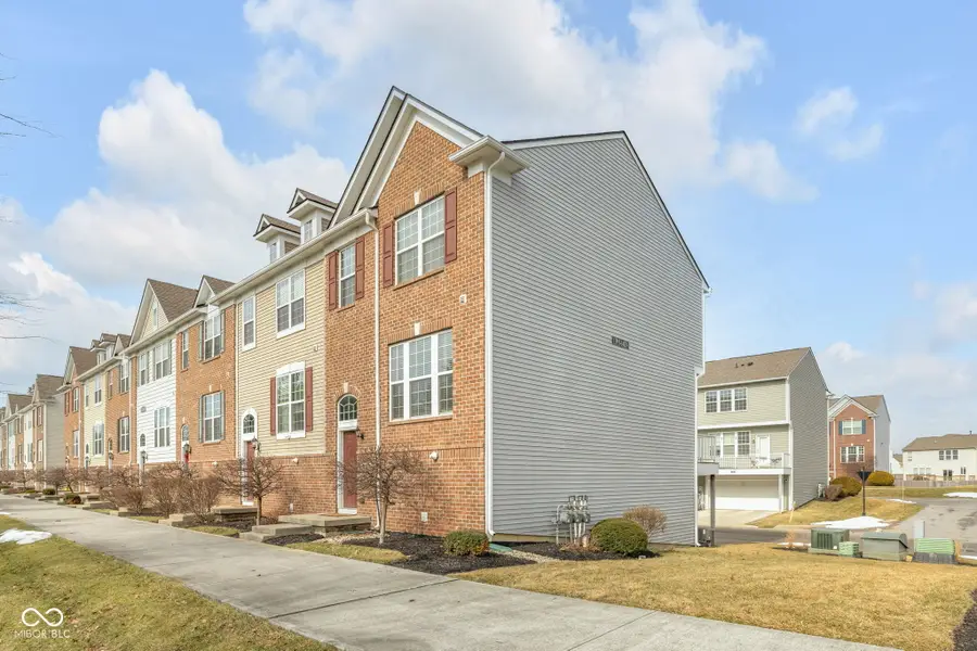 14029 Wimbleton Way, Fishers, IN 46037 - #2