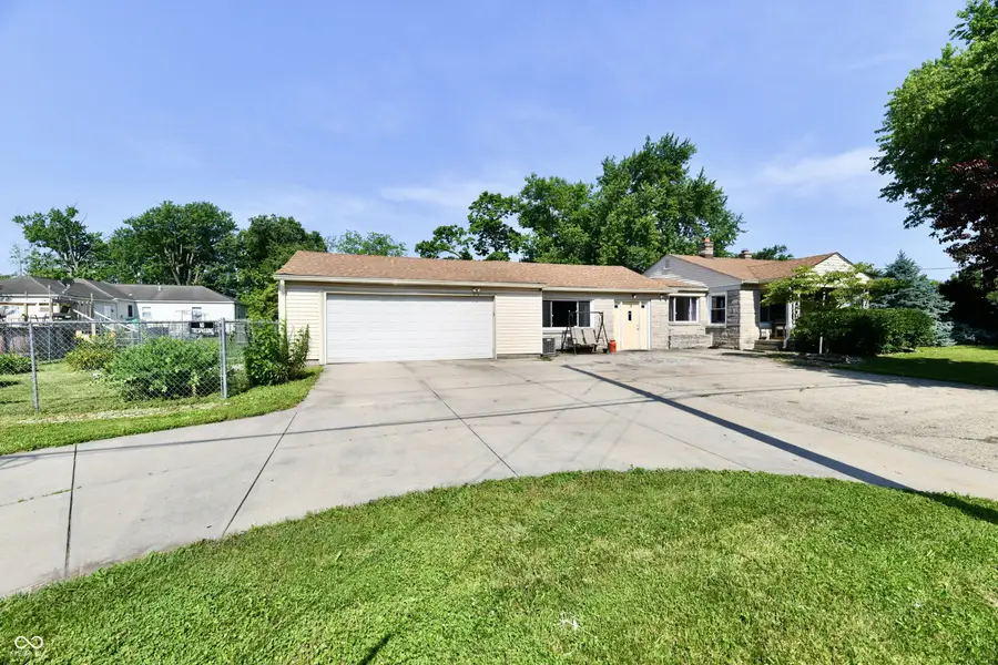 4020 S Lynhurst Drive, Indianapolis, IN 46221 - #2