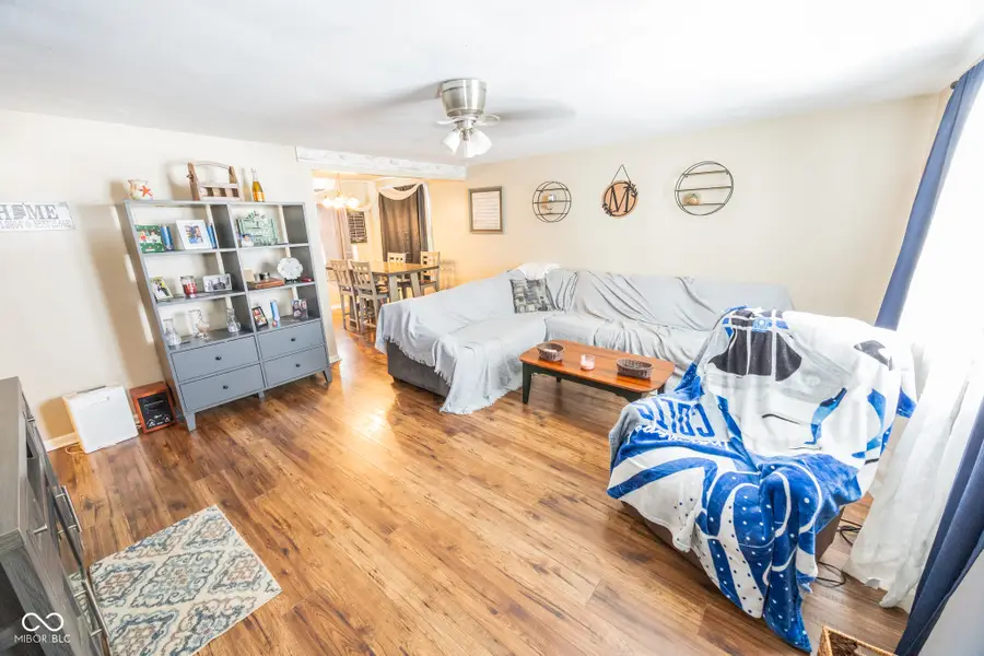 909 North Drive, Crawfordsville, IN 47933 - #2