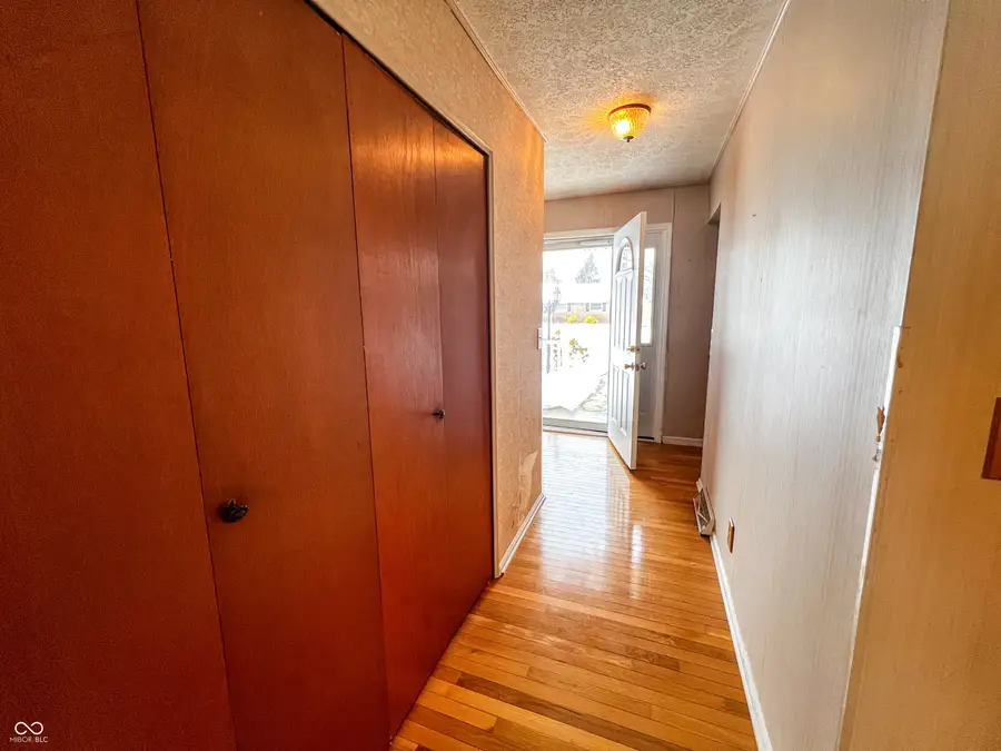 585 Cedar Lane, Batesville, IN 47006 - #3