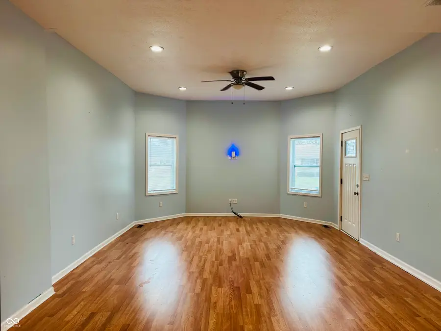 815 Sarasota Drive, Seymour, IN 47274 - #3