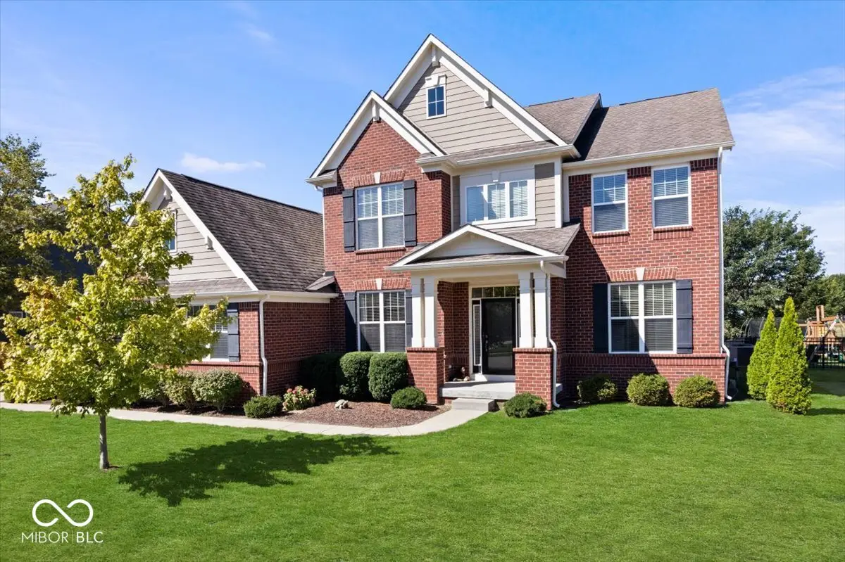 6406 Concord Drive, Zionsville, IN 46077 - #1