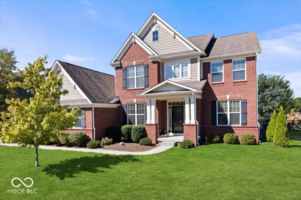 6406 Concord Drive, Zionsville, IN 46077