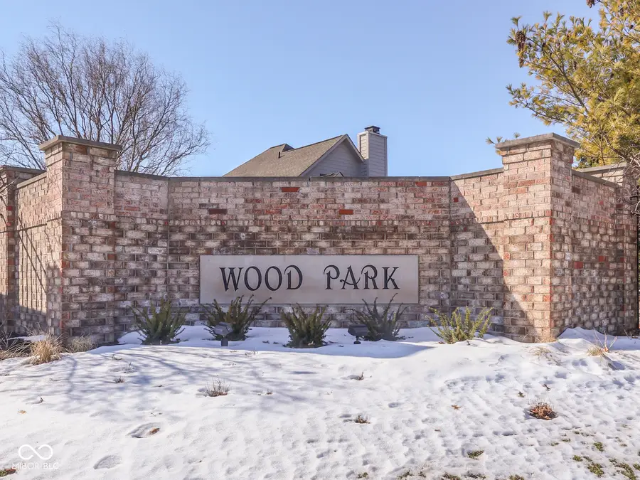 11501 Woodview East Drive, Carmel, IN 46032 - #2