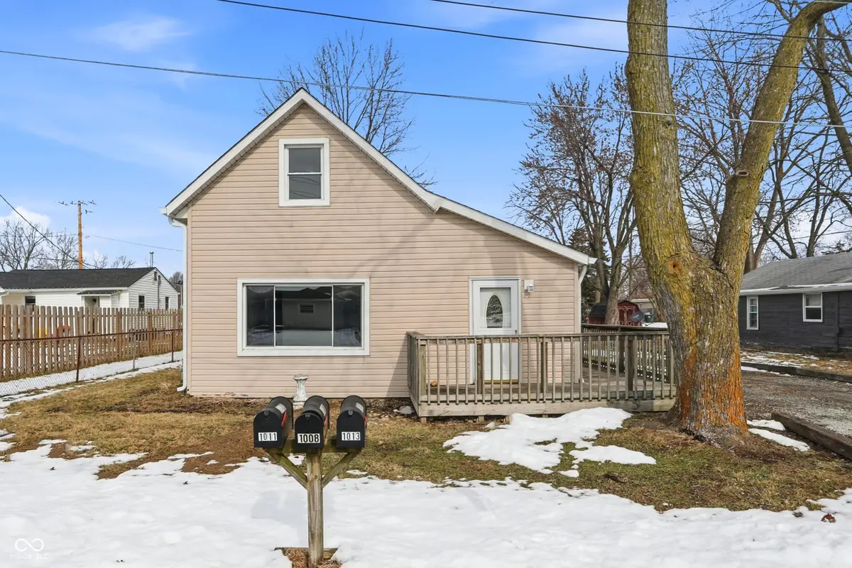 1008 E 7th Street, Greenfield, IN 46140 - #1