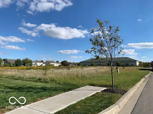 15380 Endeavor Drive, Noblesville, IN 46060