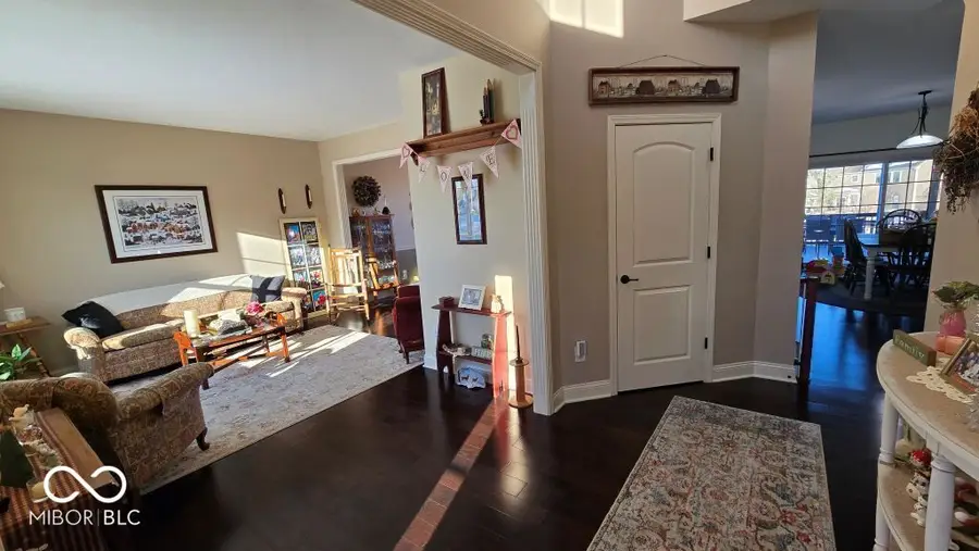 176 W Tansey Crossing, Westfield, IN 46074 - #3