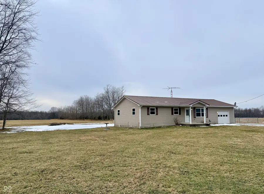 3132 S County Road 1300 E, Crothersville, IN 47229 - #2