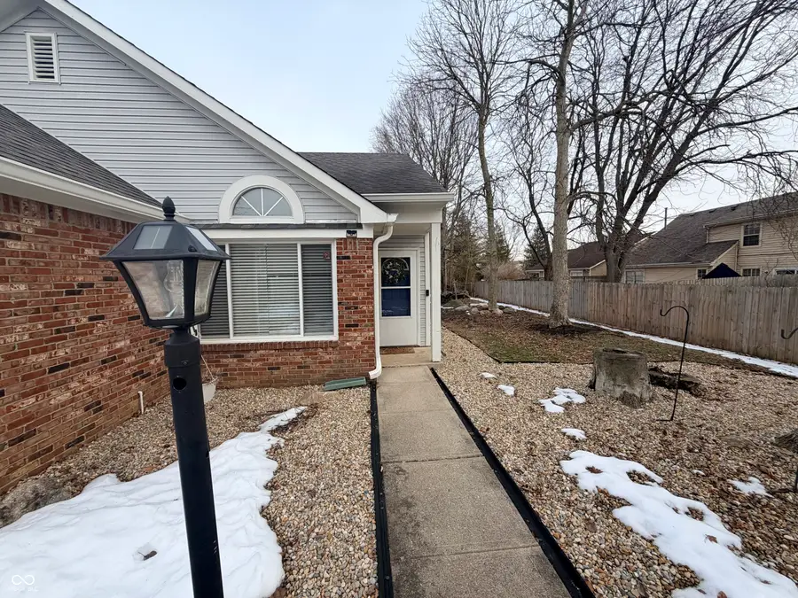 5159 Pin Oak Drive, Indianapolis, IN 46254 - #3