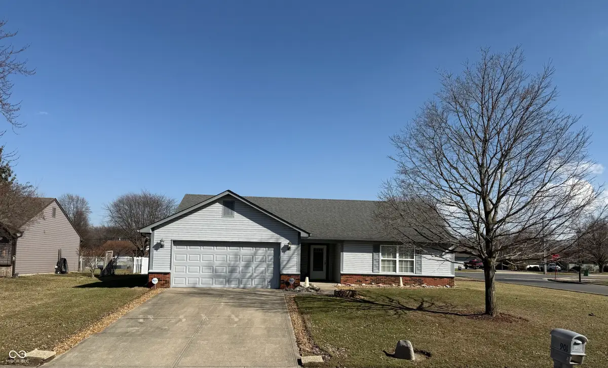 901 Peony Lane, Fortville, IN 46040 - #1