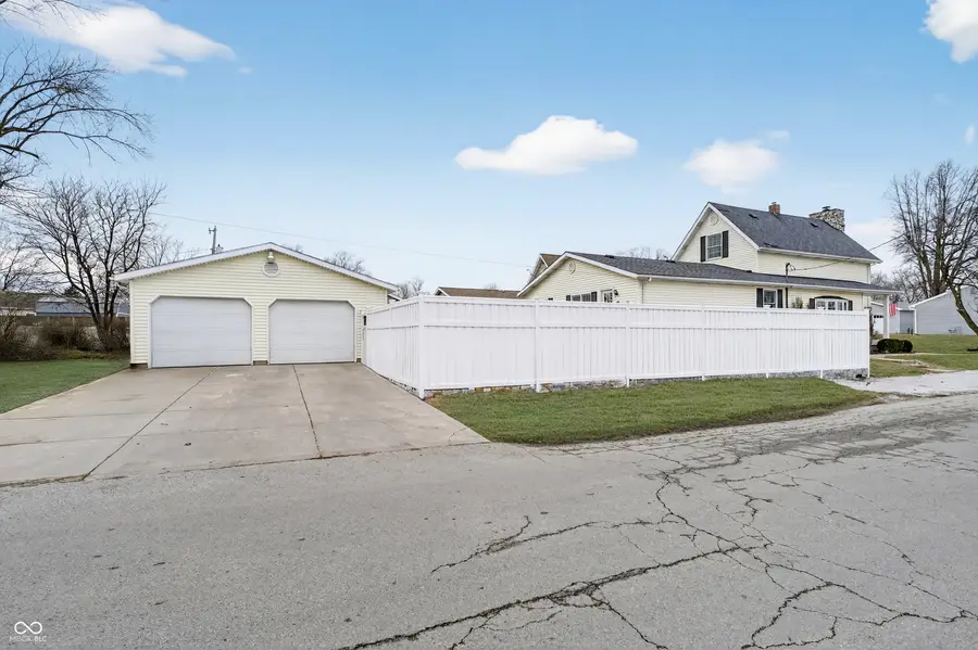 413 Mulberry Street, Frankton, IN 46044 - #2