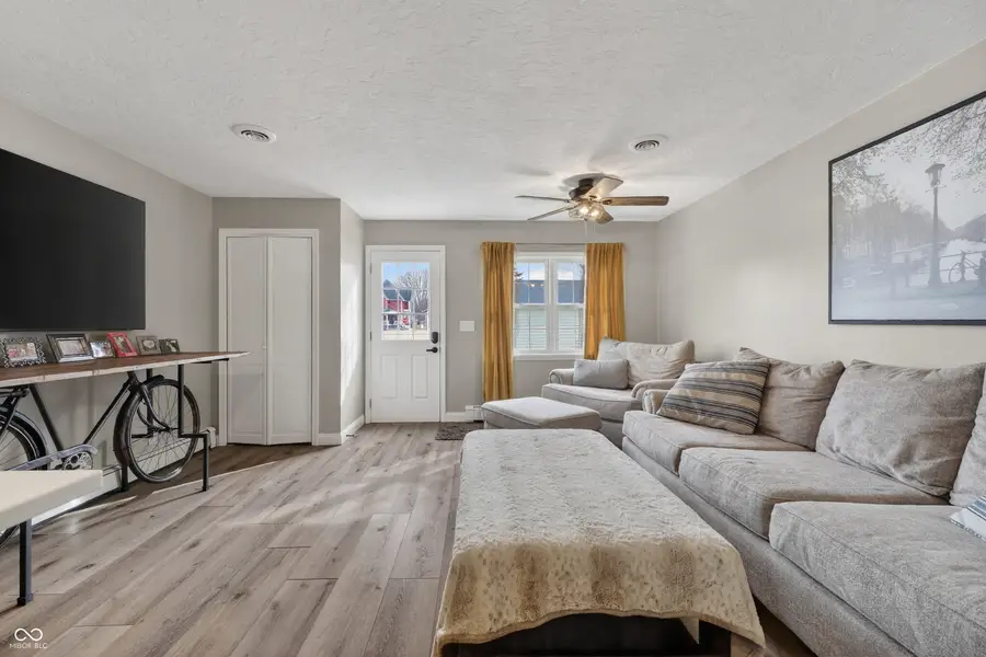 413 Mulberry Street, Frankton, IN 46044 - #3