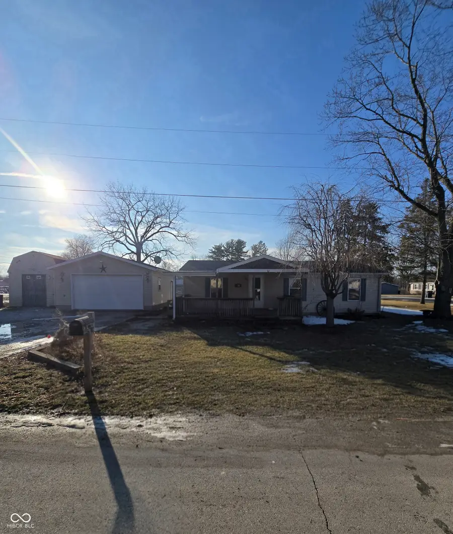 620 N 25th Street, Elwood, IN 46036 - #2