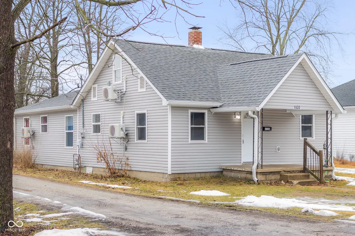 1920 Elm Street, Columbus, IN 47201 - #1