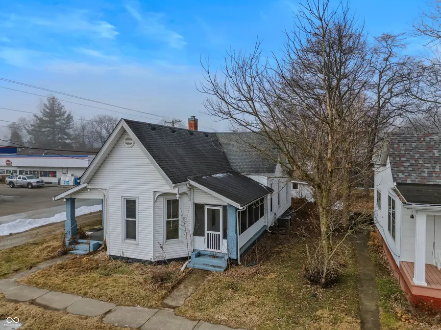728 Main Street, Hope, IN 47246 - #3