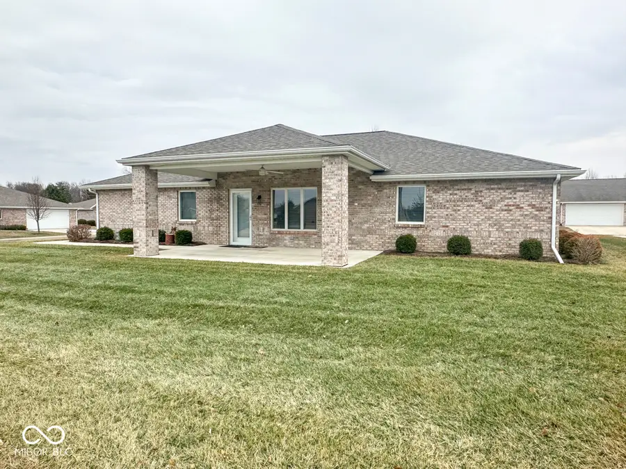 2724 Heritage Parkway, Anderson, IN 46012 - #2