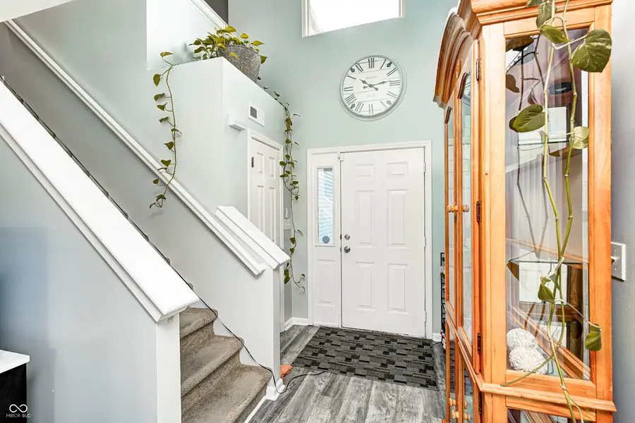 5922 Prairie Creek Drive, Indianapolis, IN 46254 - #3