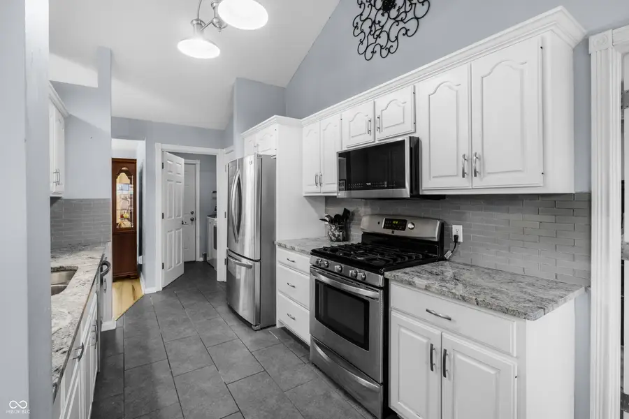 2800 Conestoga Court, Columbus, IN 47203 - #3