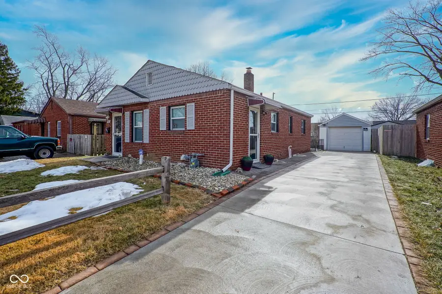 4811 Stratford Avenue, Indianapolis, IN 46201 - #3