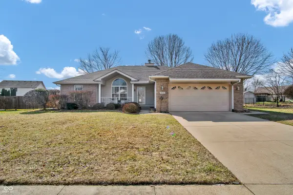 2942 Prairie Stream Way, Columbus, IN 47203