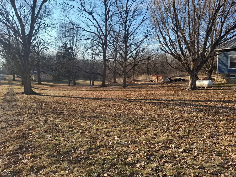 102 N Warren Street, West Lebanon, IN 47991 - #3