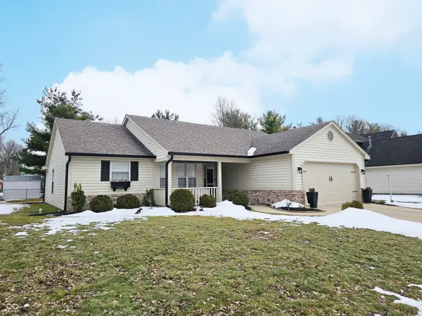 5747 Spring Oaks Way, Indianapolis, IN 46237