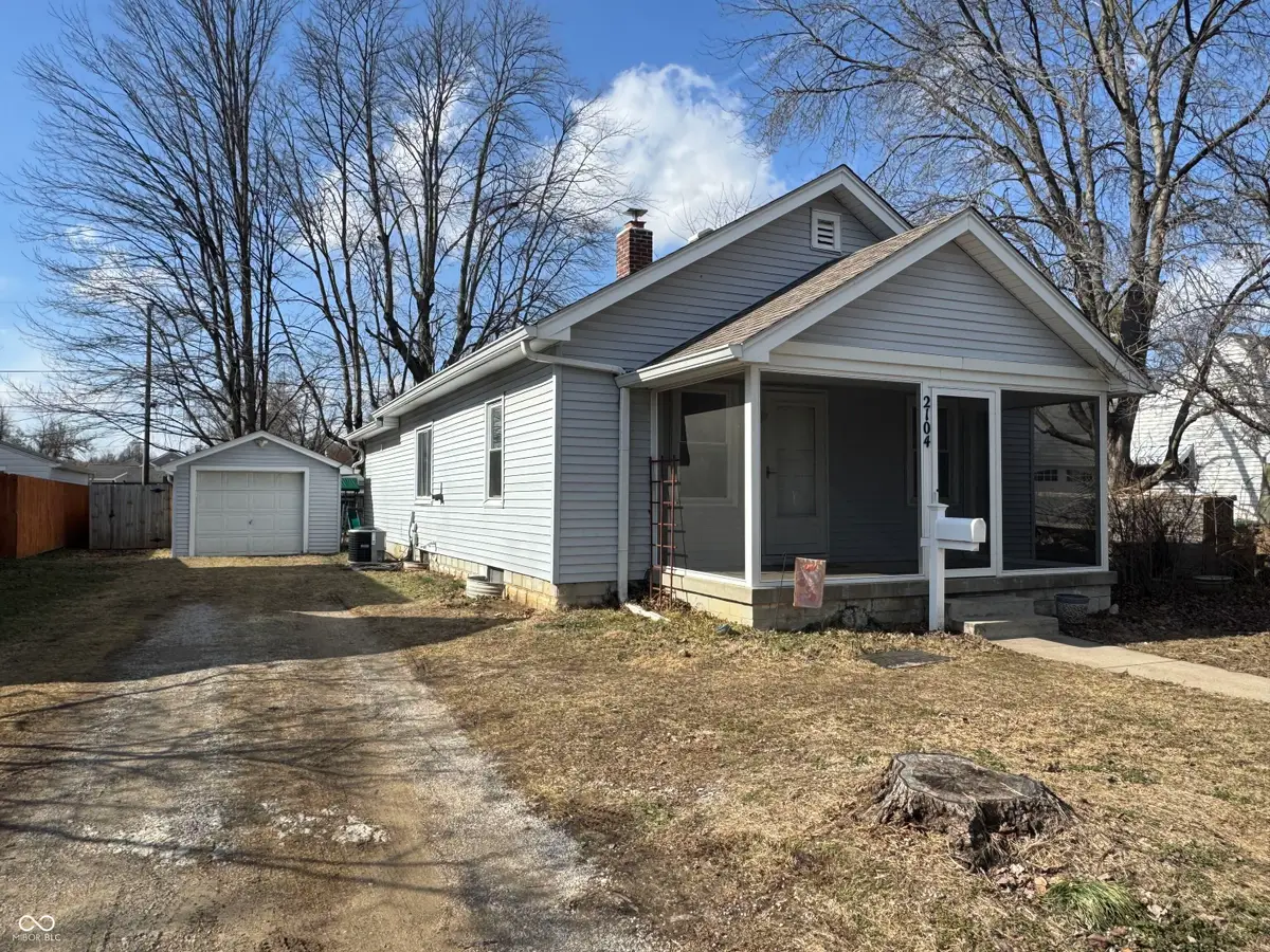 2104 Gilmore Street, Columbus, IN 47201 - #1