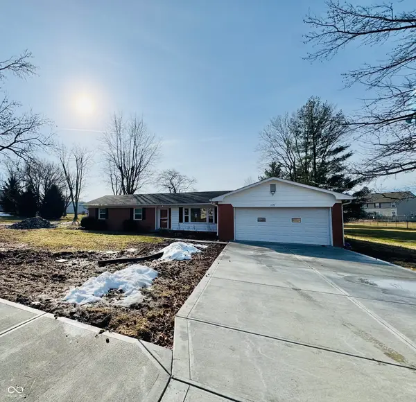 1177 W Curry Road, Greenwood, IN 46143
