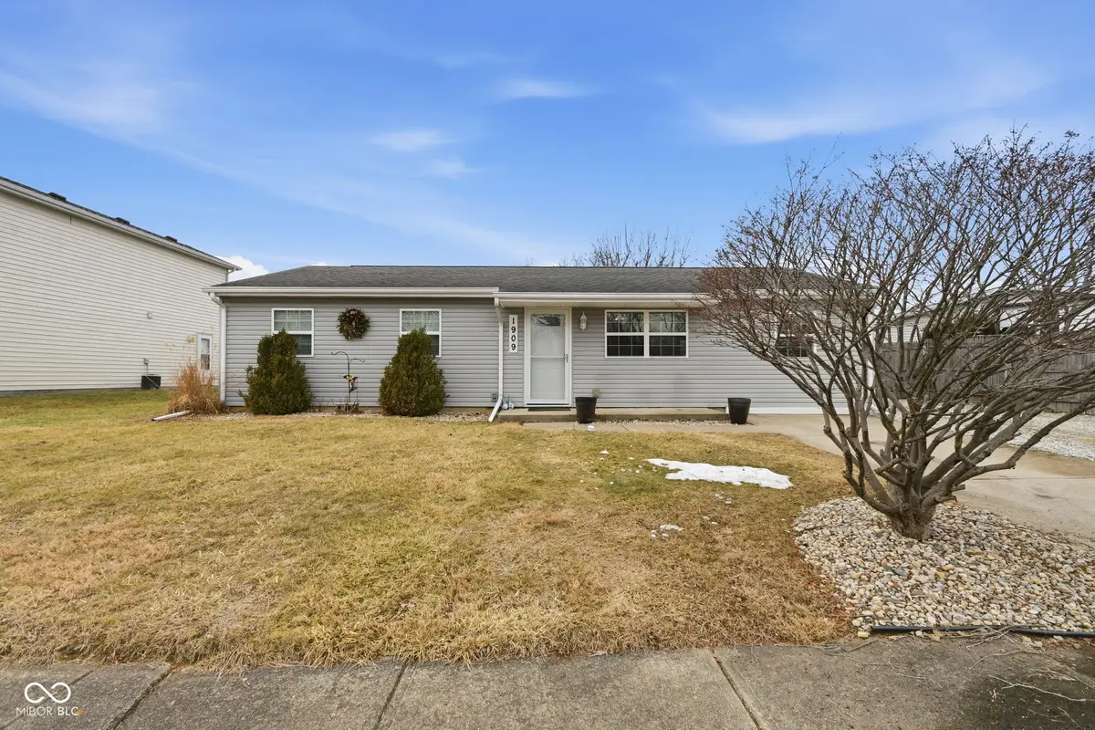 1909 E Balsam Court, Anderson, IN 46011 - #1