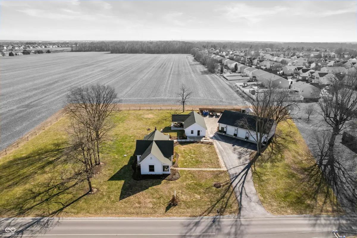 7227 E County Road 150 S, Avon, IN 46123 - #1