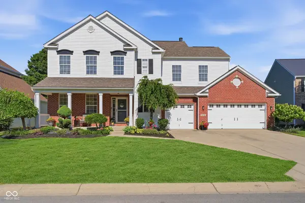 16133 Hymera Green, Westfield, IN 46074