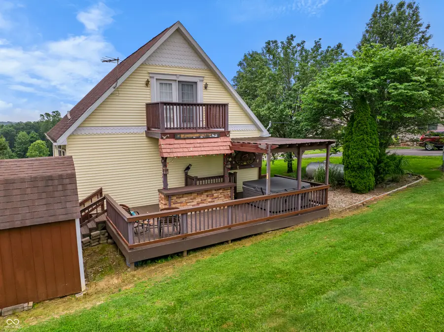 8814 W Meadows Drive, Eckerty, IN 47116 - #2