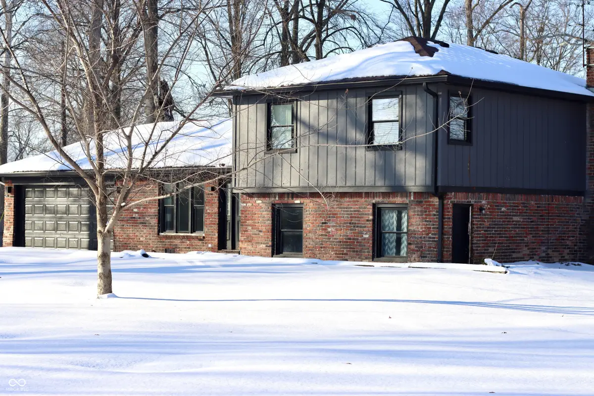 4856 Catalina Drive S, New Palestine, IN 46163 - #1