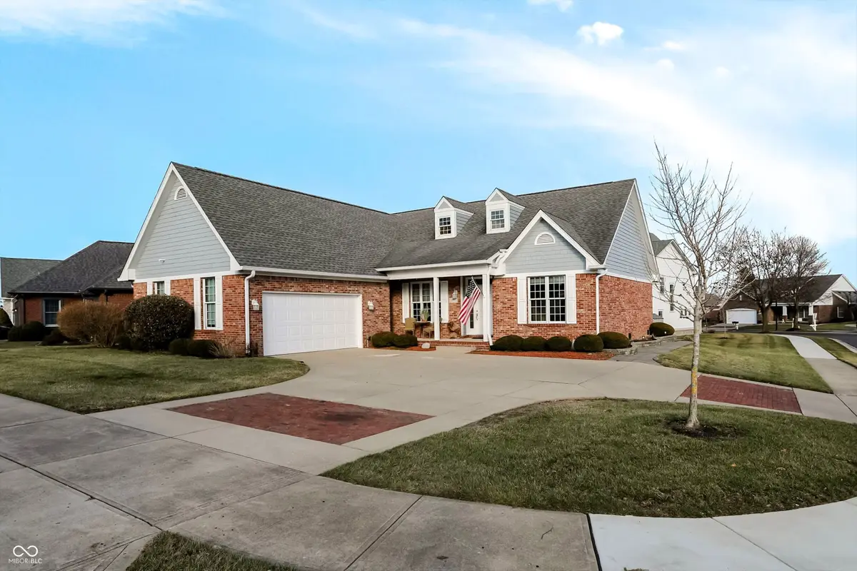 2341 Somerset Circle, Franklin, IN 46131 - #1