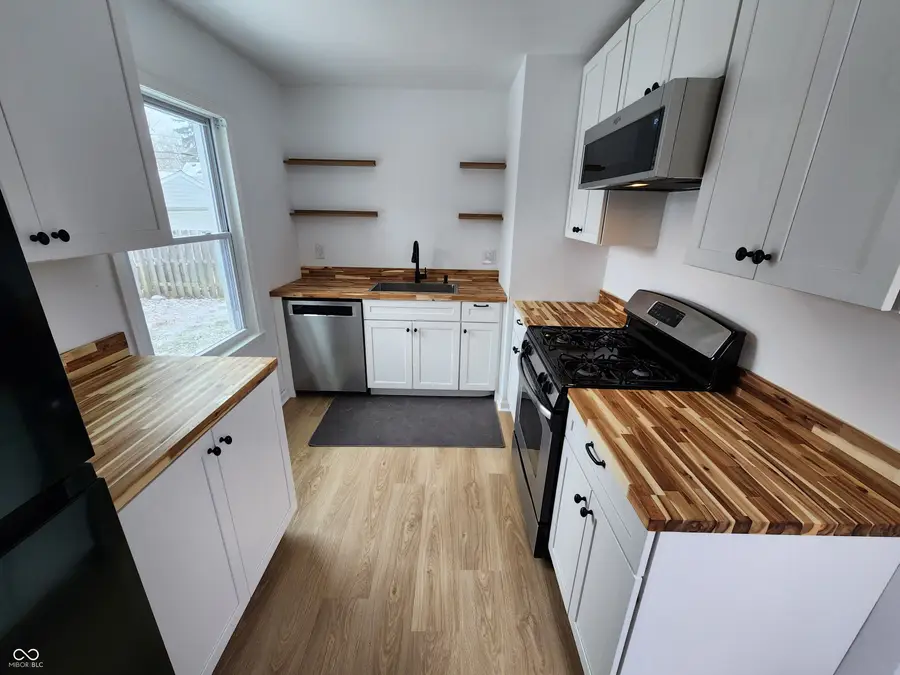 323 W 43rd Street, Indianapolis, IN 46208 - #3