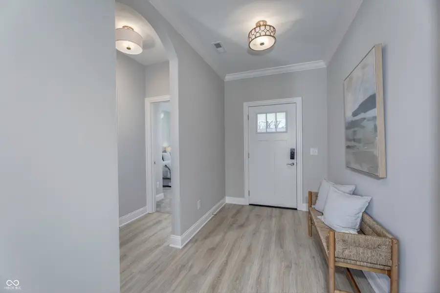 7054 Shenandoah Street, Zionsville, IN 46077 - #2