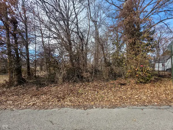 000 8th Street Nw, Linton, IN 47441