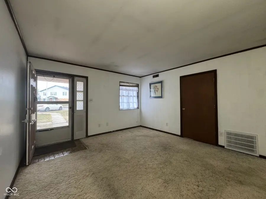 10053 E Dedham Drive, Indianapolis, IN 46229 - #3