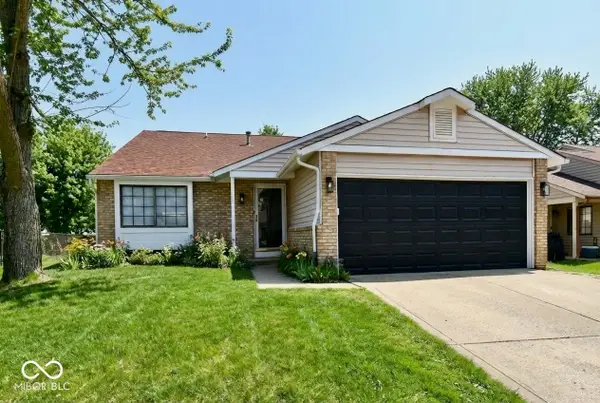 4117 Luxembourg Circle E, Indianapolis, IN 46228