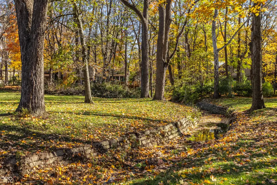 9215 Kerwood Drive, Indianapolis, IN 46240 - #2