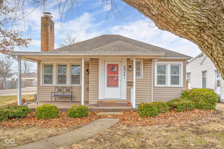 2204 Caldwell Place, Columbus, IN 47201 - #2