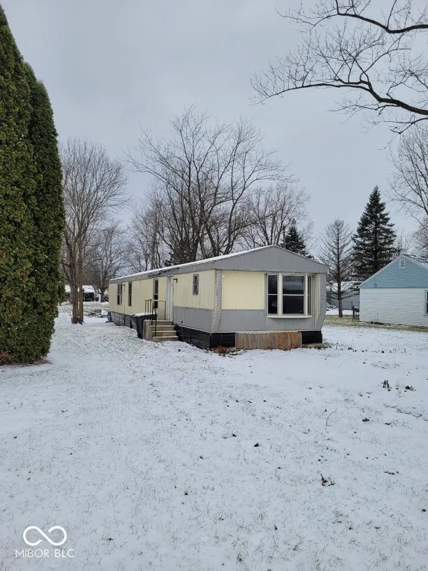 1905 N Garnet Avenue, Muncie, IN 47303 - #2