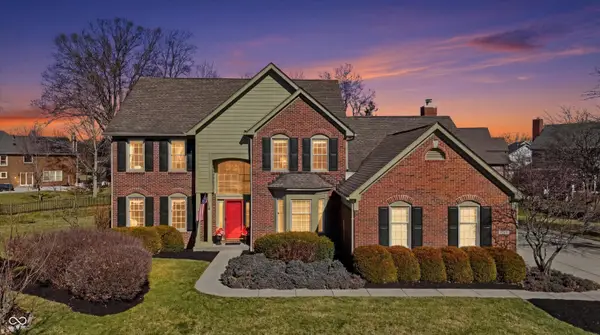 10828 Woodmont Lane, Fishers, IN 46037