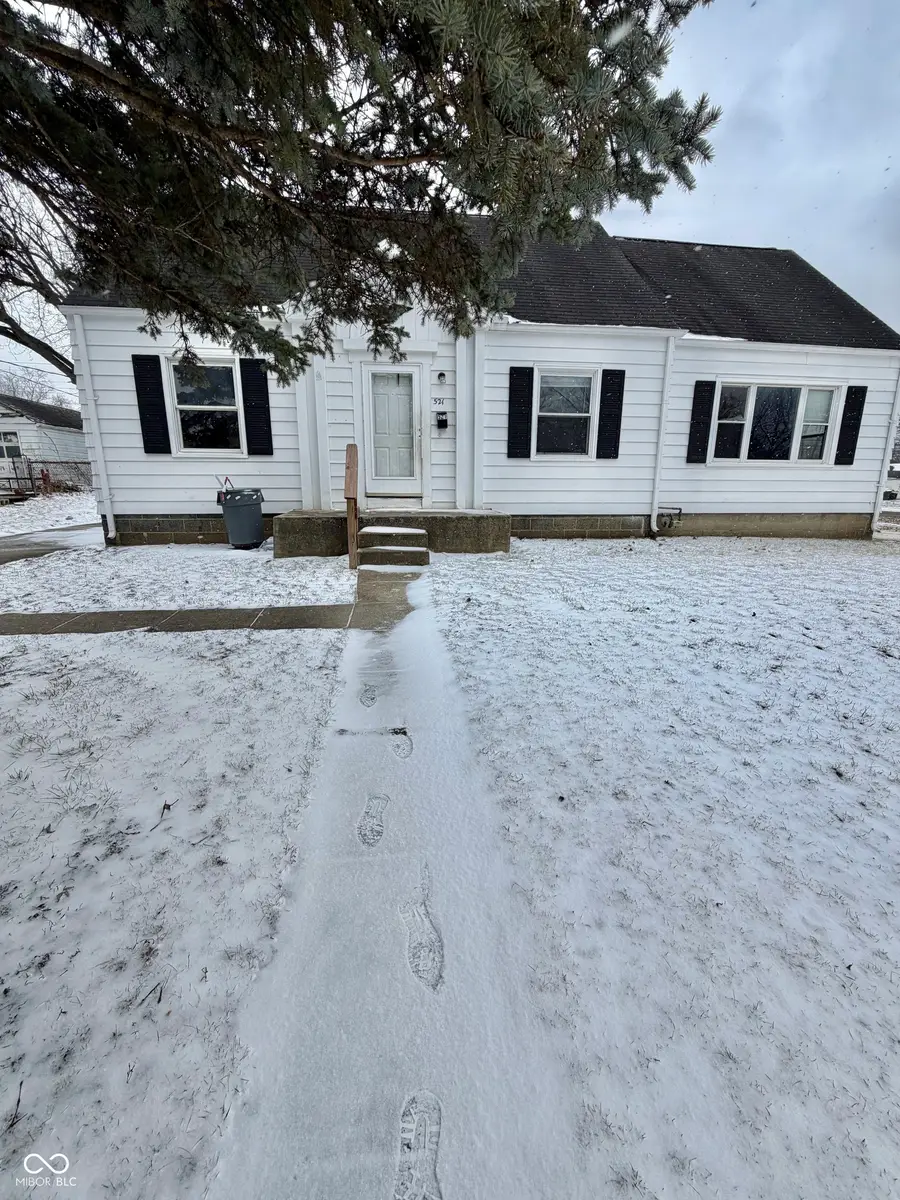 521 W 37th Street, Anderson, IN 46013 - #2