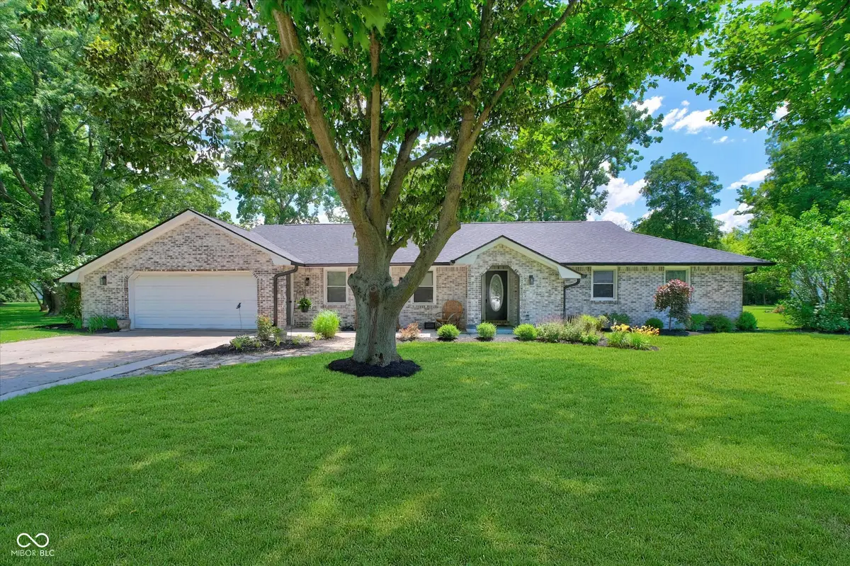 1492 Woodscliff Drive, Anderson, IN 46012 - #1